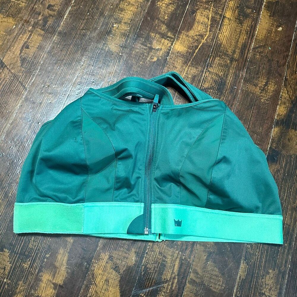 Shefit 6 luxe high impact green front zip sports bra